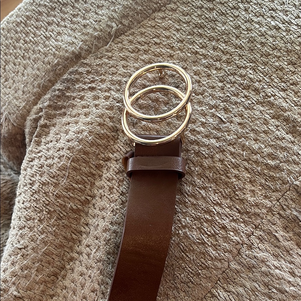 Elegant Brown Leather Belt with Gold Buckle